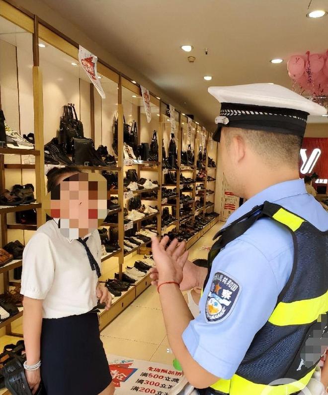 ：死的不是实体店是20年不变的经营脑九游会J9实体不行了？人民日报表态(图3)
