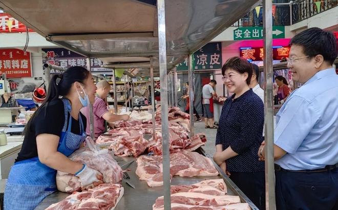 ：死的不是实体店是20年不变的经营脑九游会J9实体不行了？人民日报表态(图4)
