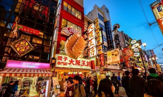 ：死的不是实体店是20年不变的经营脑九游会J9实体不行了？人民日报表态(图14)