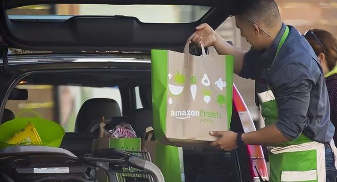 ：死的不是实体店是20年不变的经营脑九游会J9实体不行了？人民日报表态(图29)