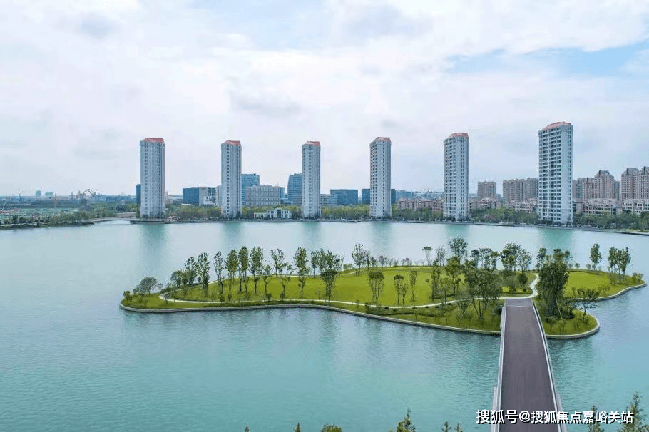 盘欢迎您-小区环境-户型-价格-地址-楼盘详情-周边配套-售楼处电话-交房时间j9九游会网址是什么兰香湖贰号(售楼处)网站-兰香湖贰号销售中心(营销中心)楼(图15)